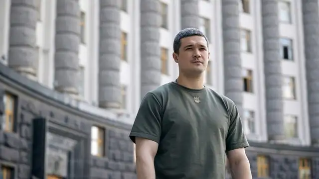 На военных, которые в соцсетях поддерживают уволенного министра обороны Федорова, оказывают давление — паблики
