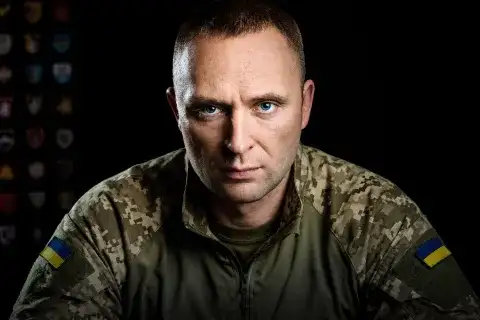 Зеленский подписал указы о смене военного руководства Украины: это касается Сырского, Драпатого, Гнатова и Скибюка