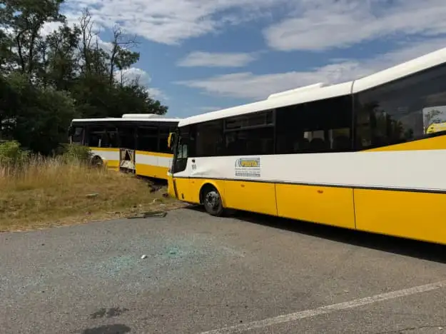 В Чехии столкнулись два автобуса: пострадали более 30 человек