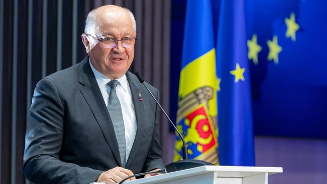 Правительство Молдовы ушло в отставку
