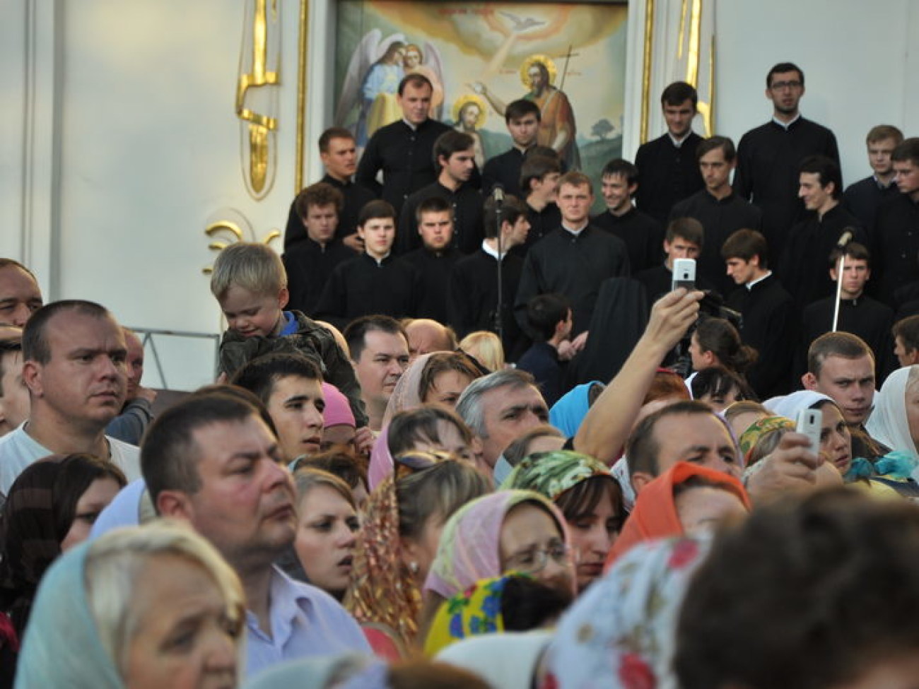 В Киево-Печерскую Лавру прибыла Плащаница Пресвятой Богородицы, 19 сентября 2012г.