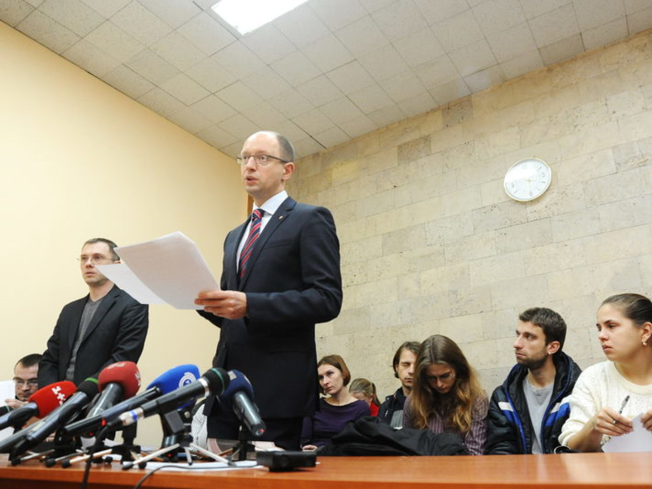 Заседание Киевского апелляционного суда по результатам голосования на 132-м и 197-м округах, 9 ноября 2012г.