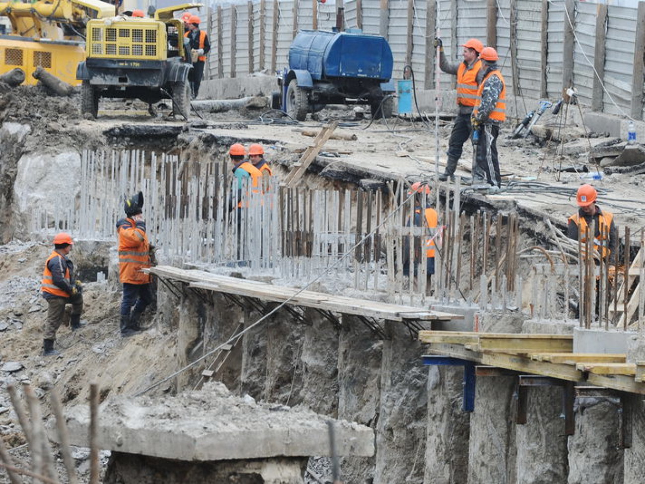 Реконструкция Почтовой площади в Киеве, 12 ноября 2012 г.