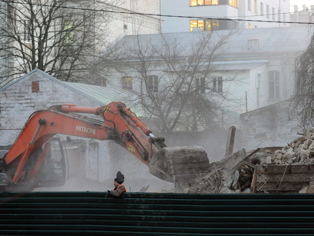 В столице снесли бывший Княжеский дворец, 30 ноября 2012г.