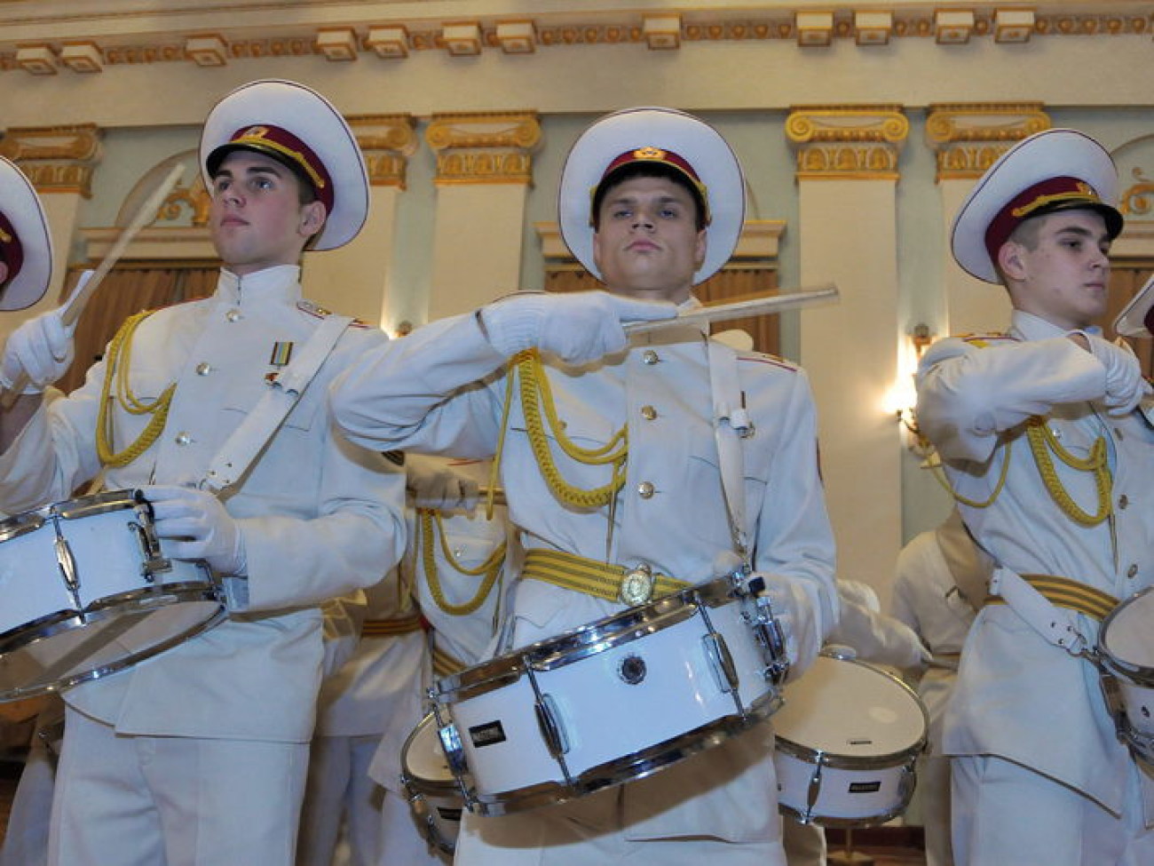 В Киеве кадеты устроили бал, 7 декабря 2012г.