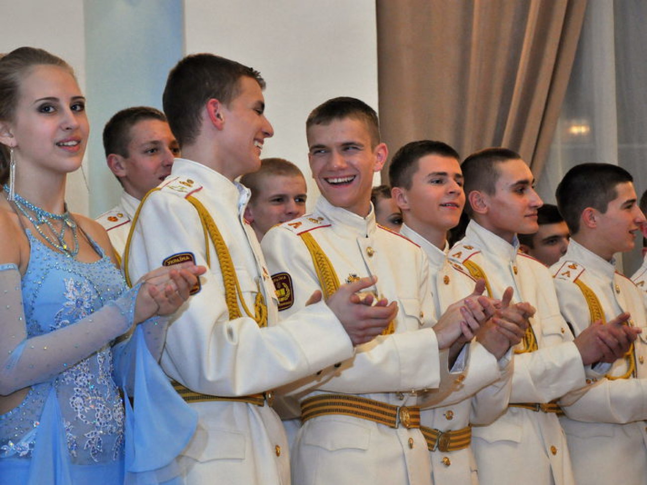 В Киеве кадеты устроили бал, 7 декабря 2012г.