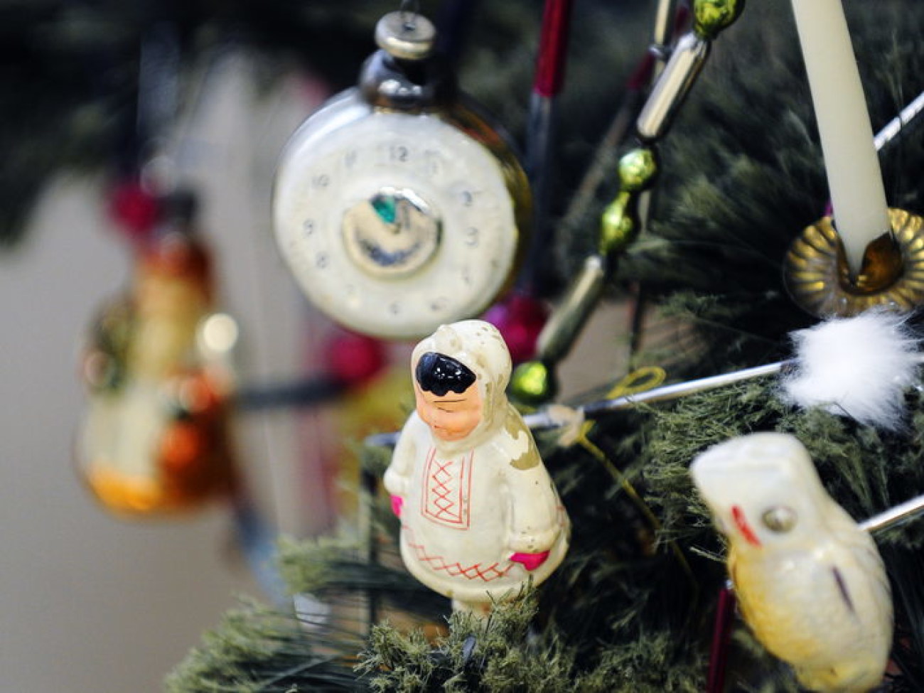 В Киеве можно увидеть авторские елочные игрушки, 8 декабря 2012г.