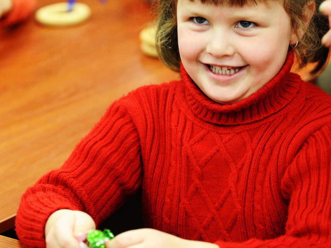 В Киеве можно увидеть авторские елочные игрушки, 8 декабря 2012г.