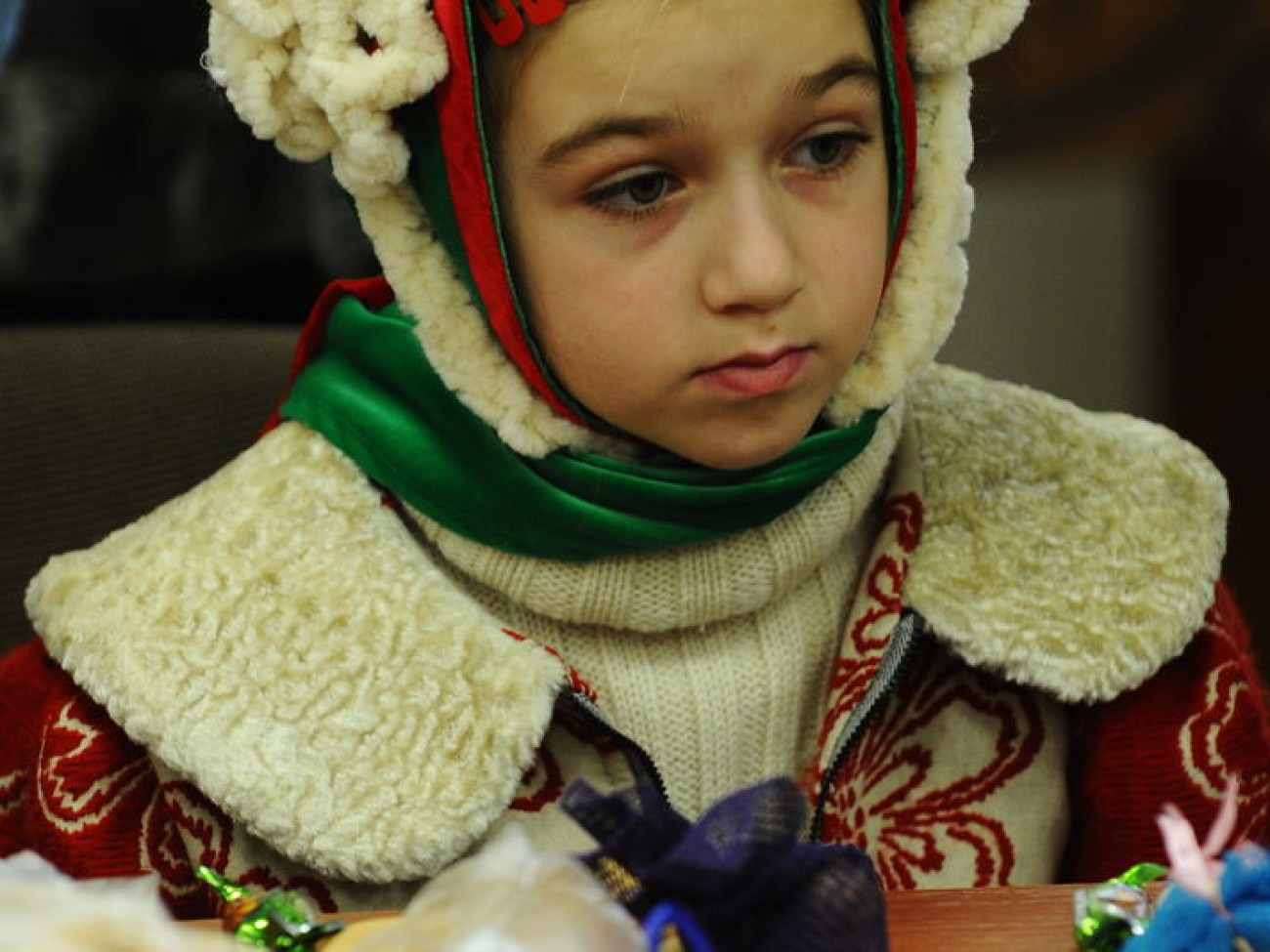 В Киеве можно увидеть авторские елочные игрушки, 8 декабря 2012г.