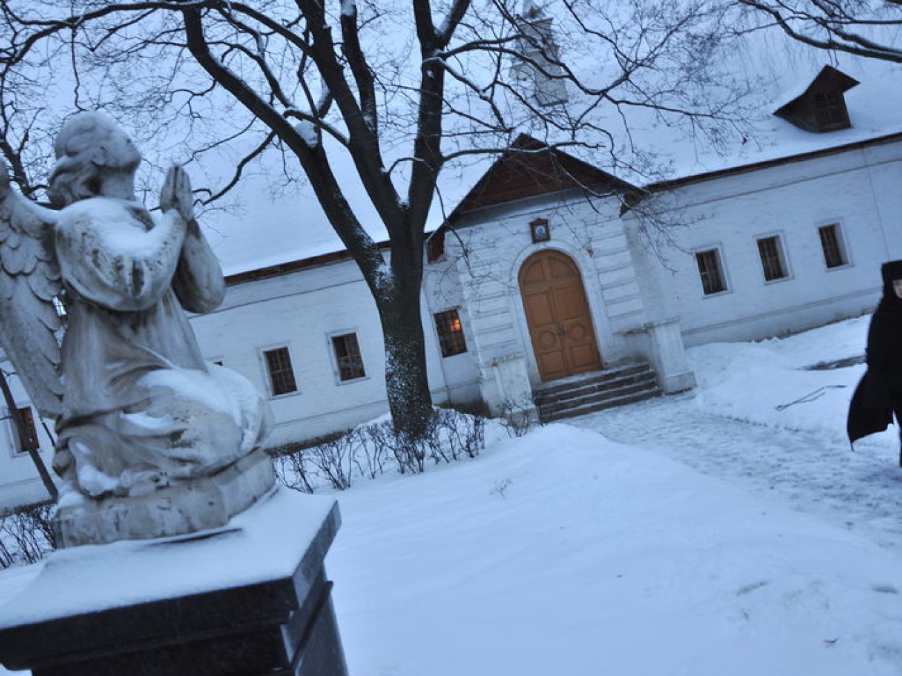 Богородице &#8212; Смоленский Новодевичий монастырь в  Москве