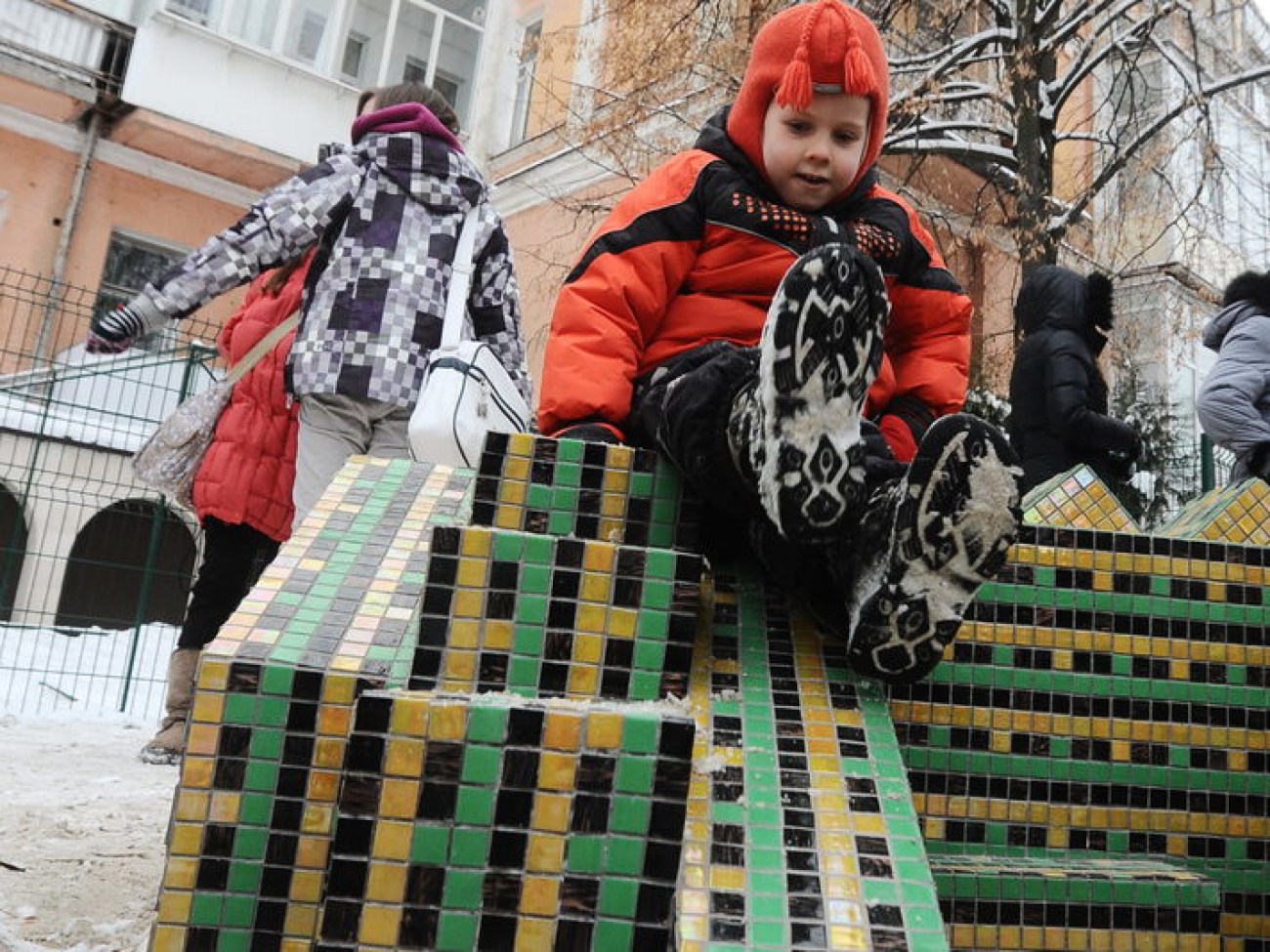 На Пейзажной аллее появился новый арт-объект, 14 января 2013г.