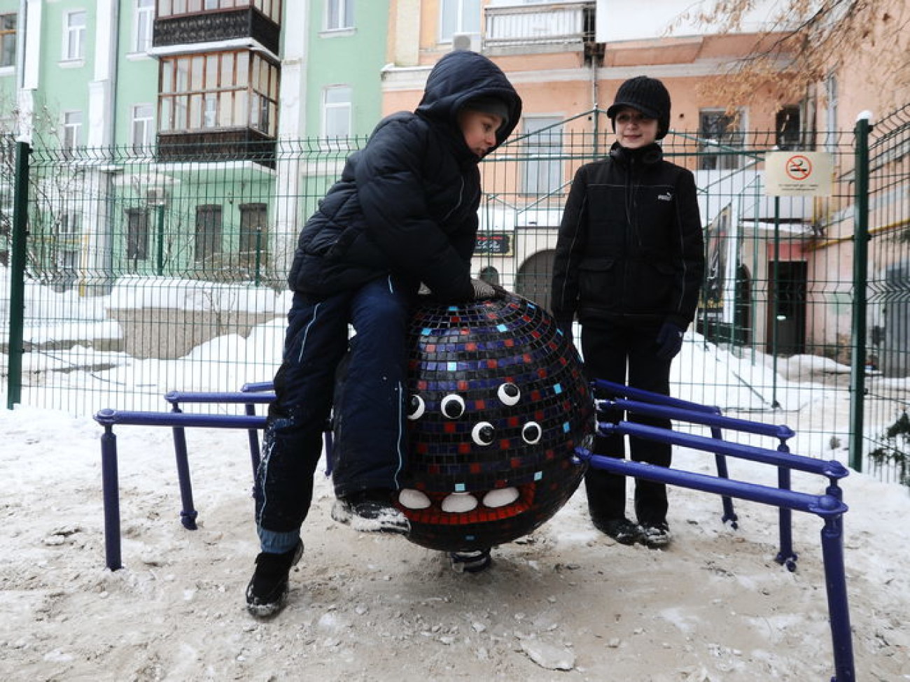 На Пейзажной аллее появился новый арт-объект, 14 января 2013г.