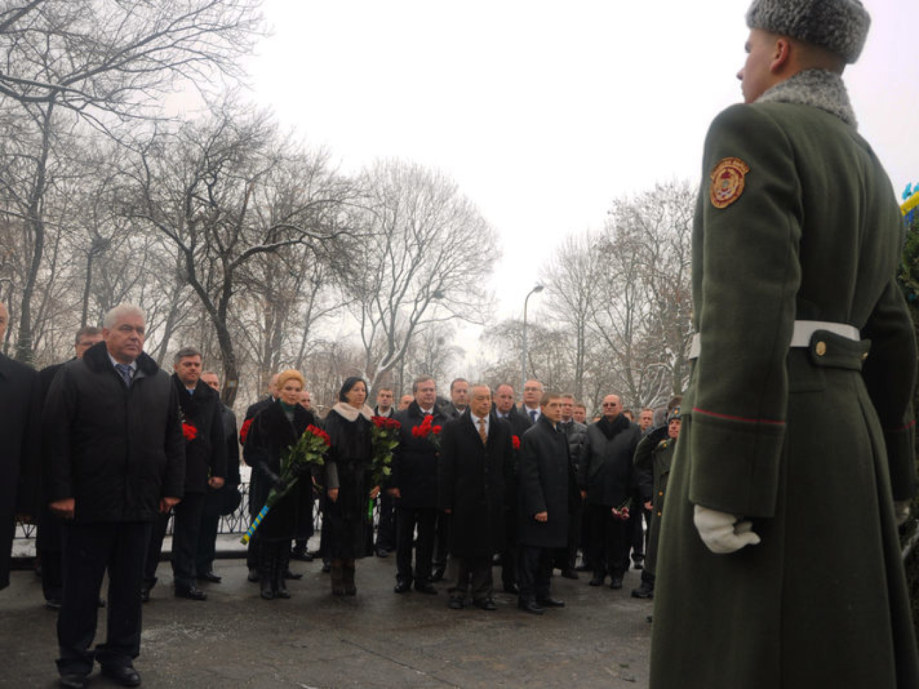 Церемония возложения цветов по случаю Дня памяти Героев Крут в Киеве, 29 января 2013г.