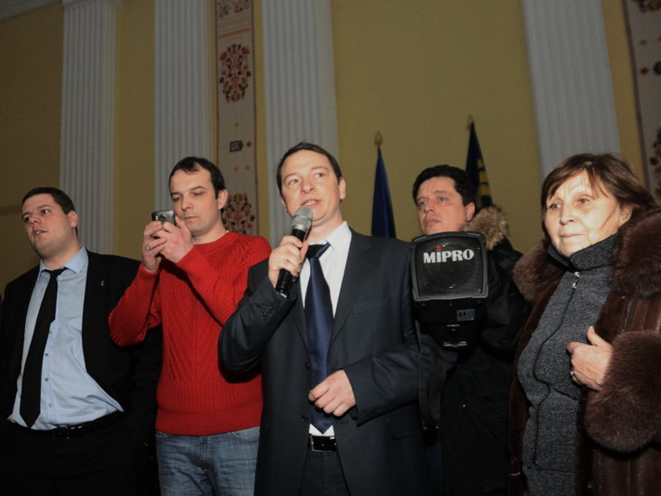 &#171;Свободовцы&#187; захватили киевскую мэрию, 7 февраля 2013г.
