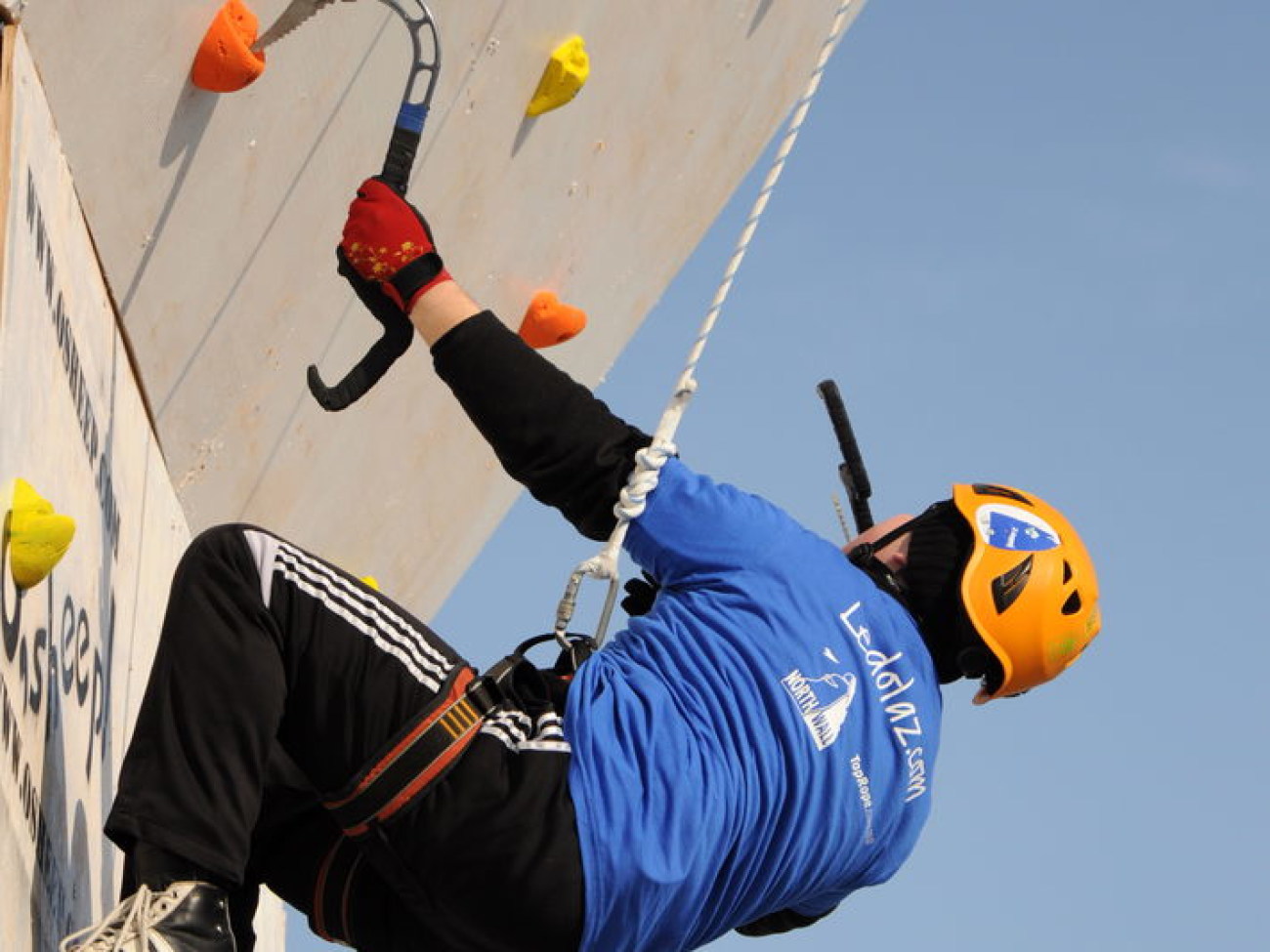 В Киеве состоялся зимний фестиваль экстремальных видов спорта Snow Free Games, 24 февраля 2013г.