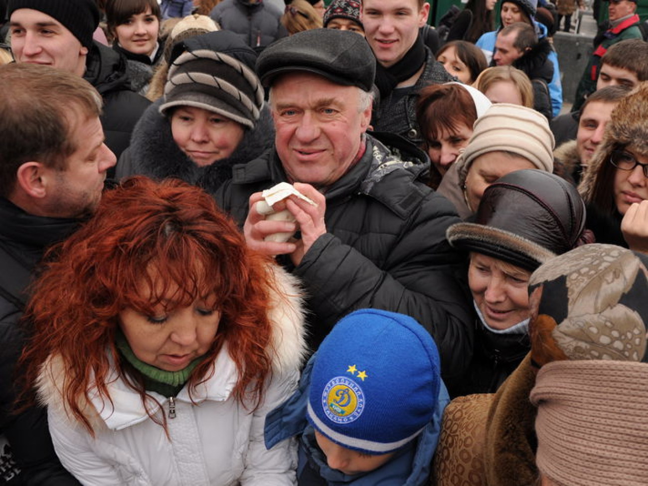 На Майдане Независимости приготовили 160-метровый шашлык, 2 марта 2013г.