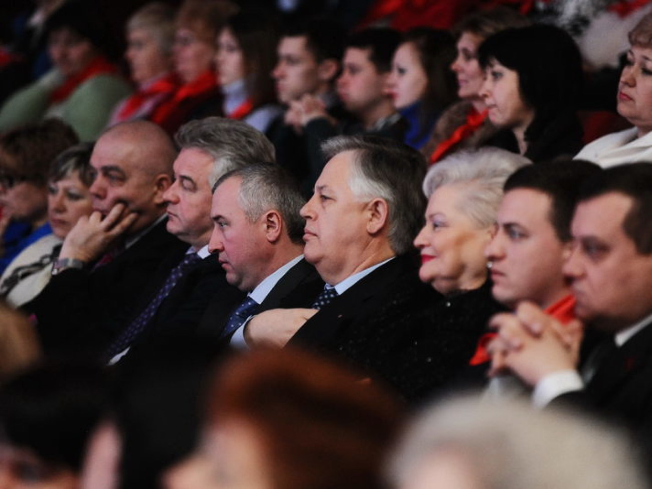 Коммунисты поздравили с 8 Марта женщин-тружениц, 6 марта 2013г.