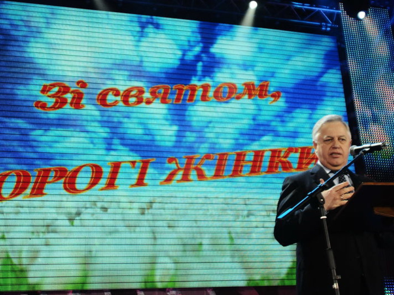 Коммунисты поздравили с 8 Марта женщин-тружениц, 6 марта 2013г.