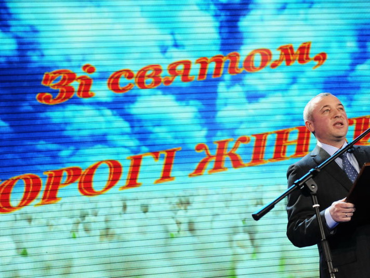 Коммунисты поздравили с 8 Марта женщин-тружениц, 6 марта 2013г.