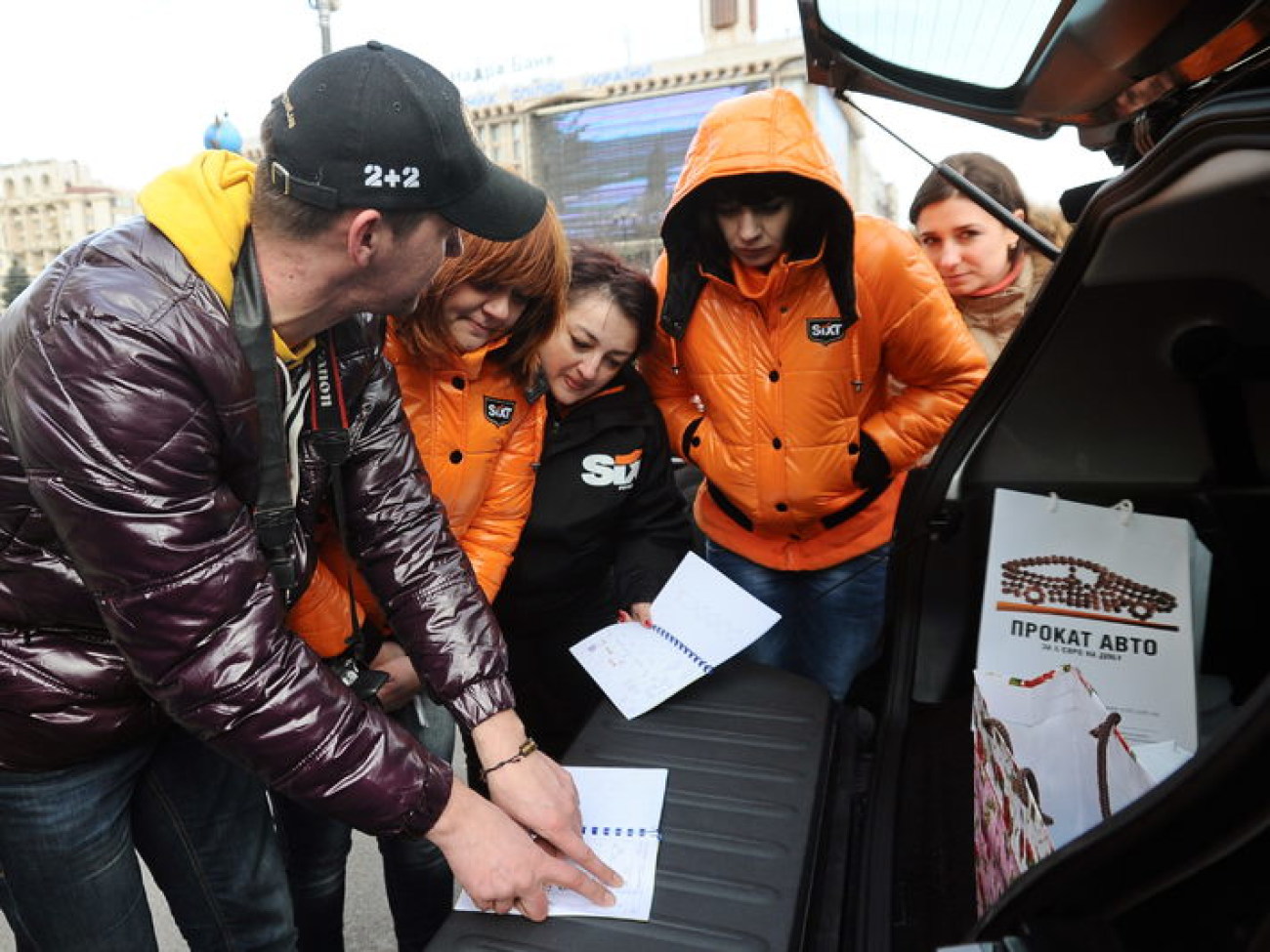 Большое женское ралли стартовало в Киеве, 8 марта 2013г.
