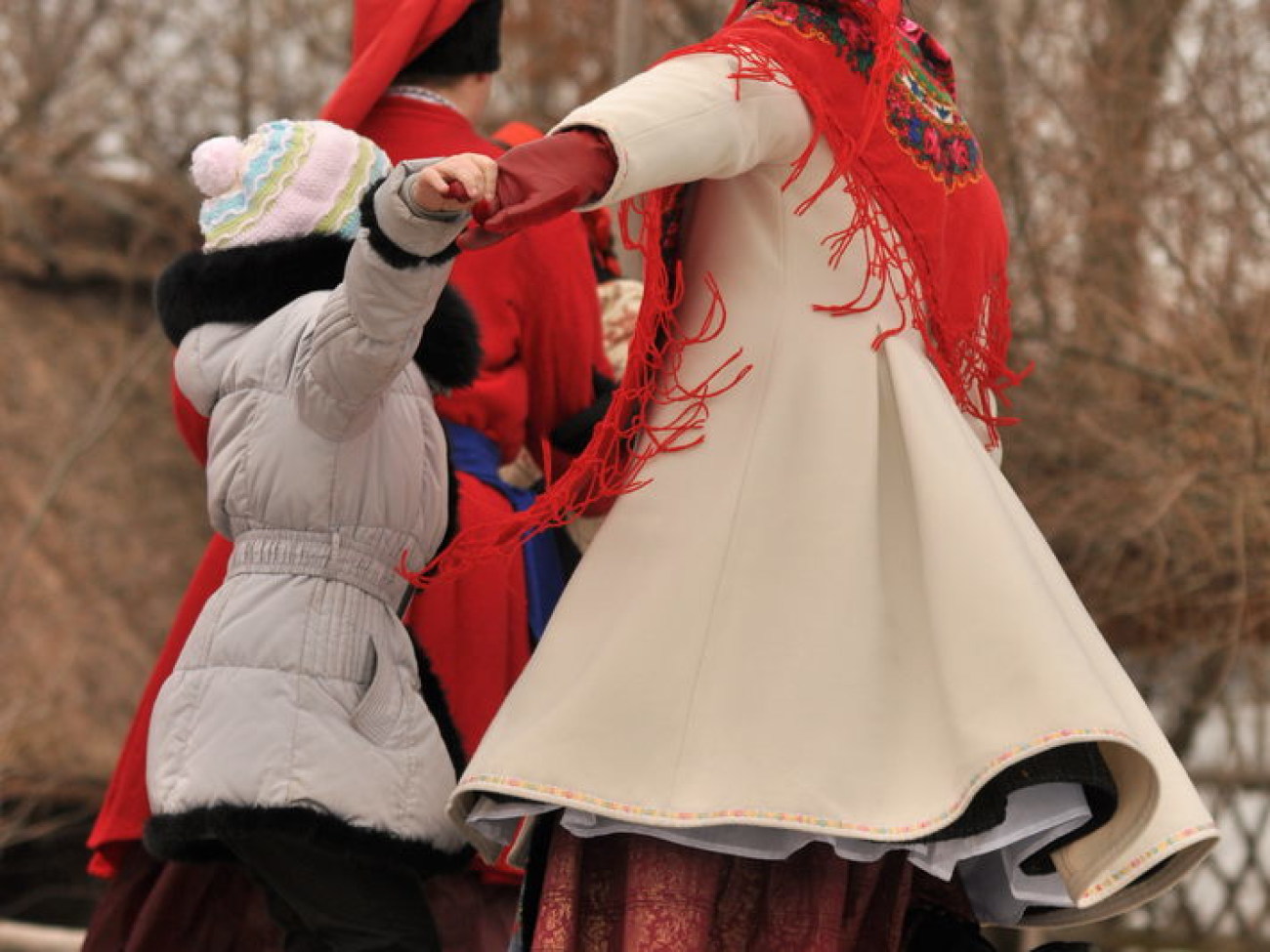 В Киеве испекли 100-метровую колбасу, 9 марта 2013г.