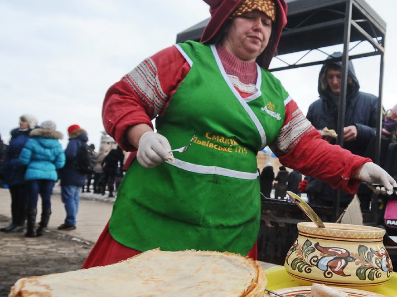 Под Киевом проходит рыцарская Масленица