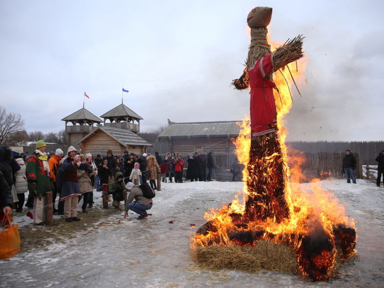 Под Киевом проходит рыцарская Масленица