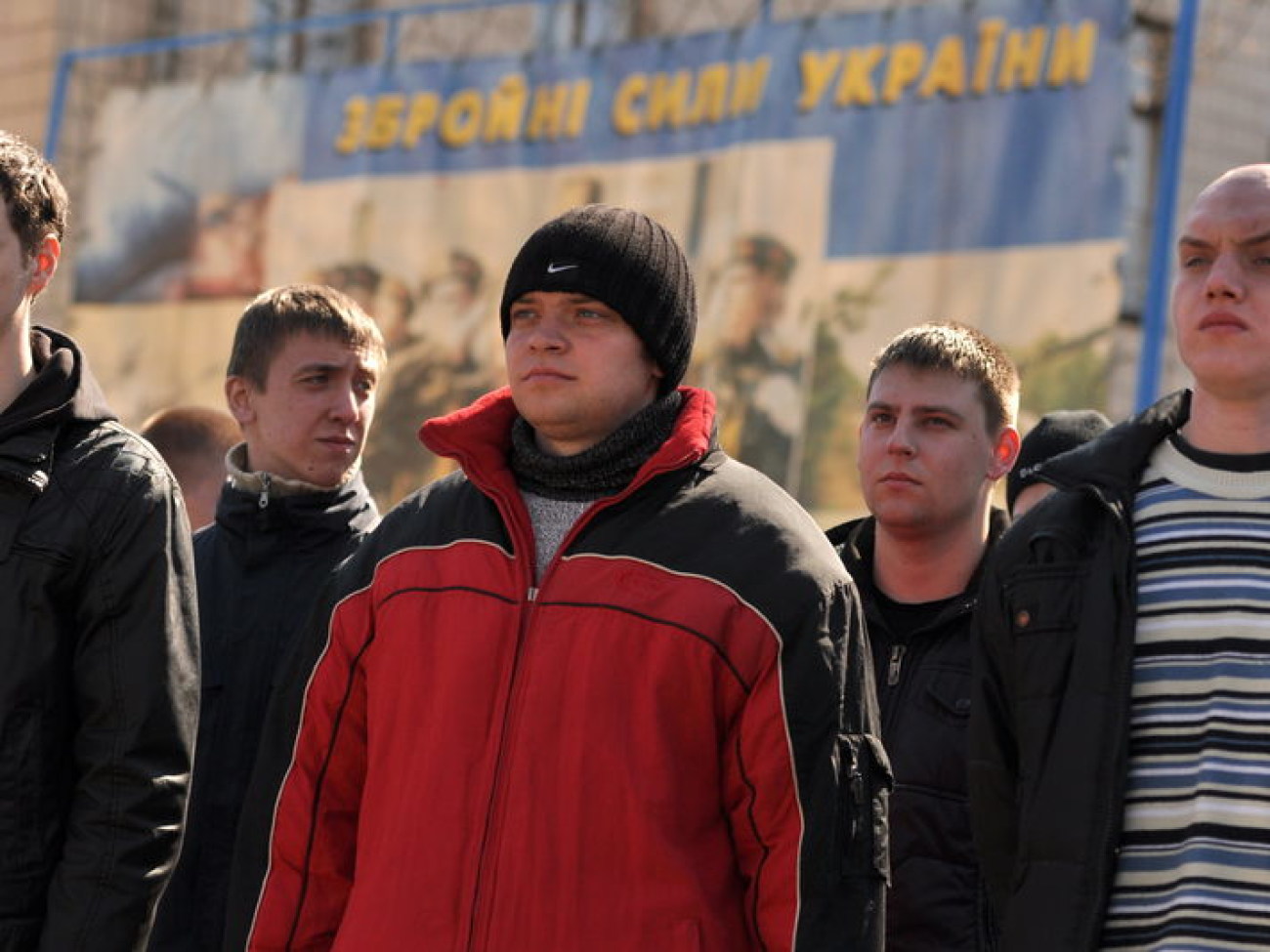 Торжественные проводы тридцати призывников в Вооруженные Силы Украины
