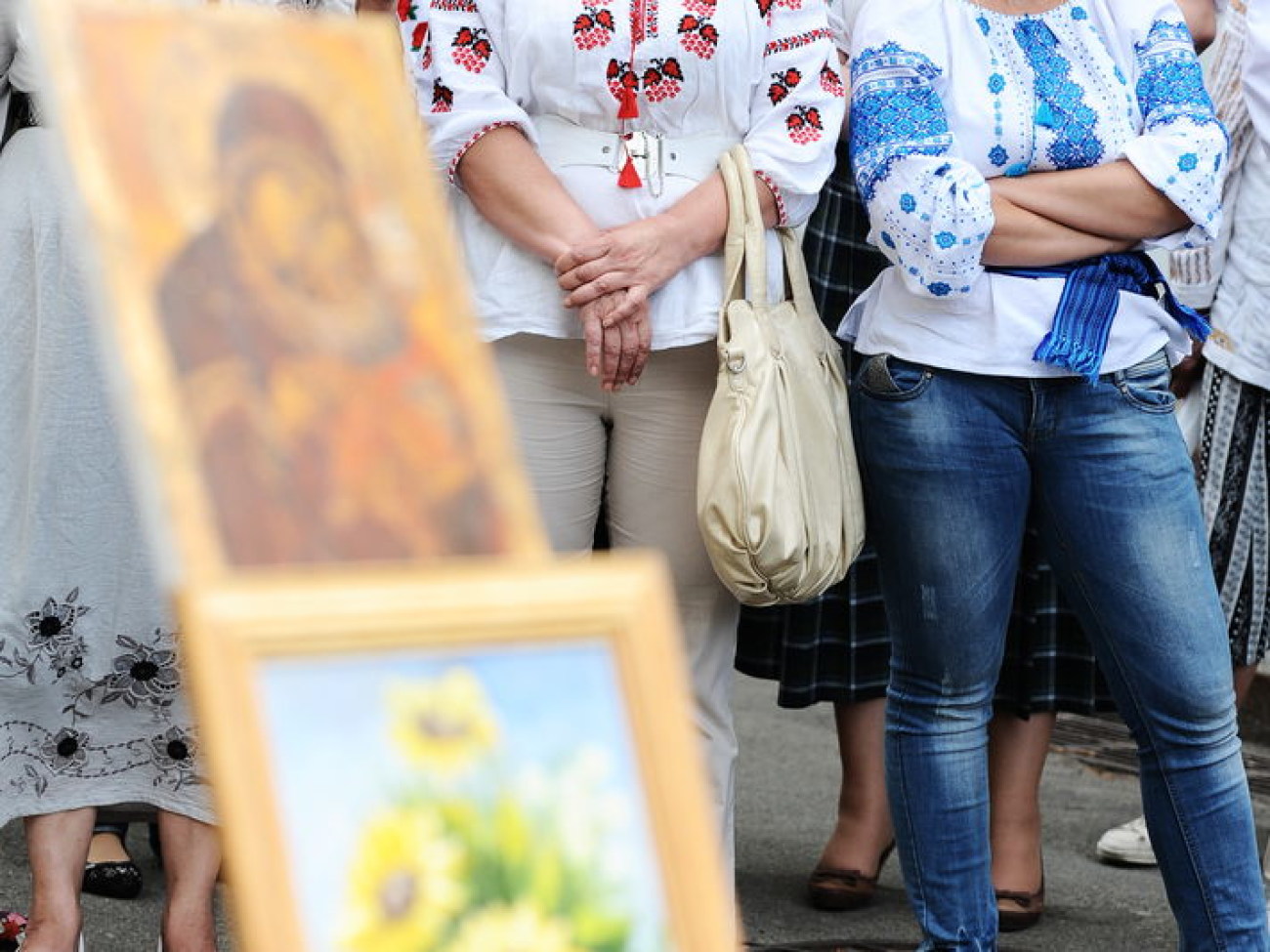Женщины-мастерицы пикетировали Президента, 14 мая 2013г.