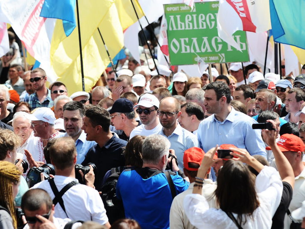 Всеукраинский протест оппозиции закончился, 18 мая 2013г.