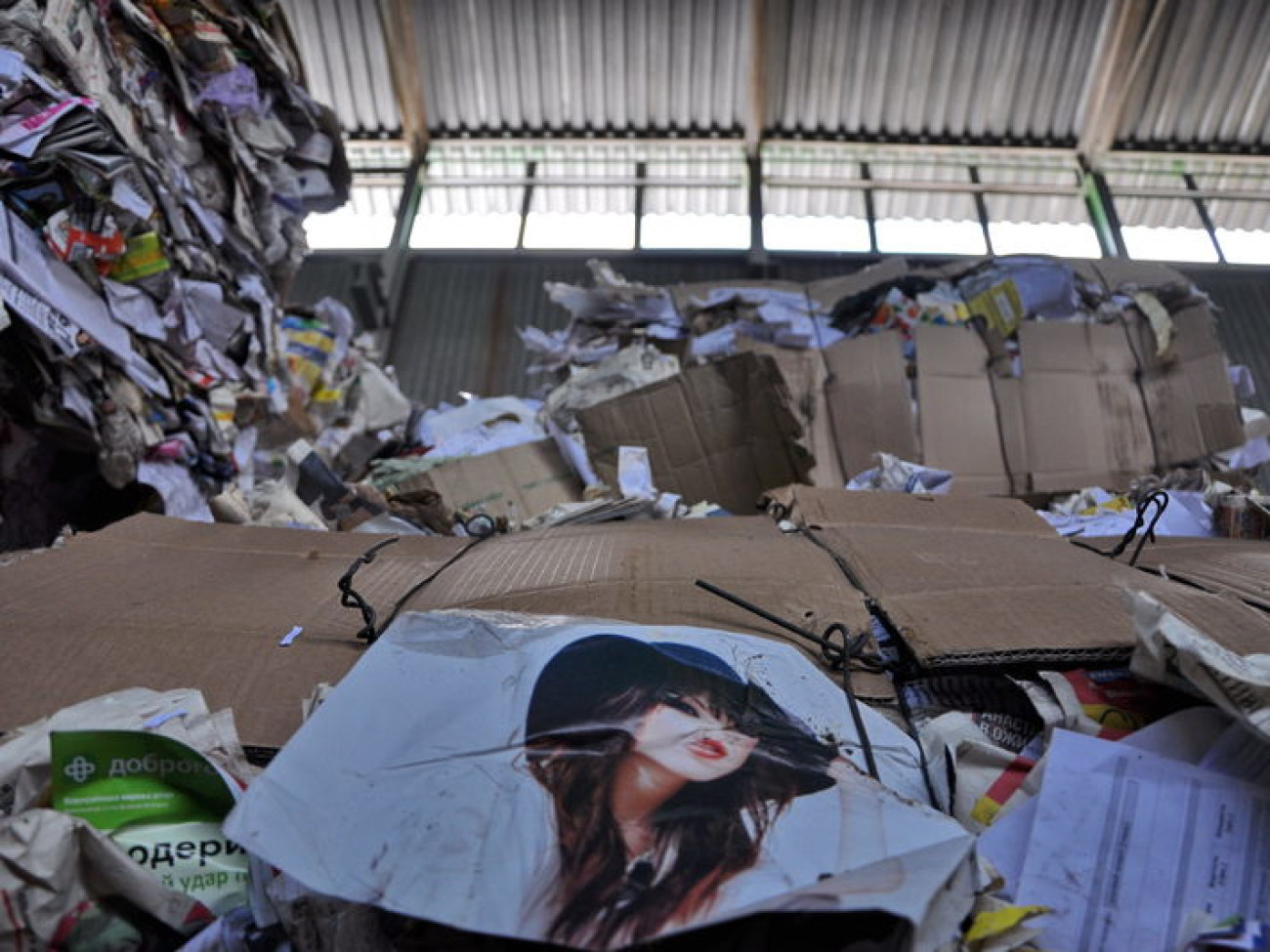 Журналистам показали как сортируют отходы, 6 июня 2013г.