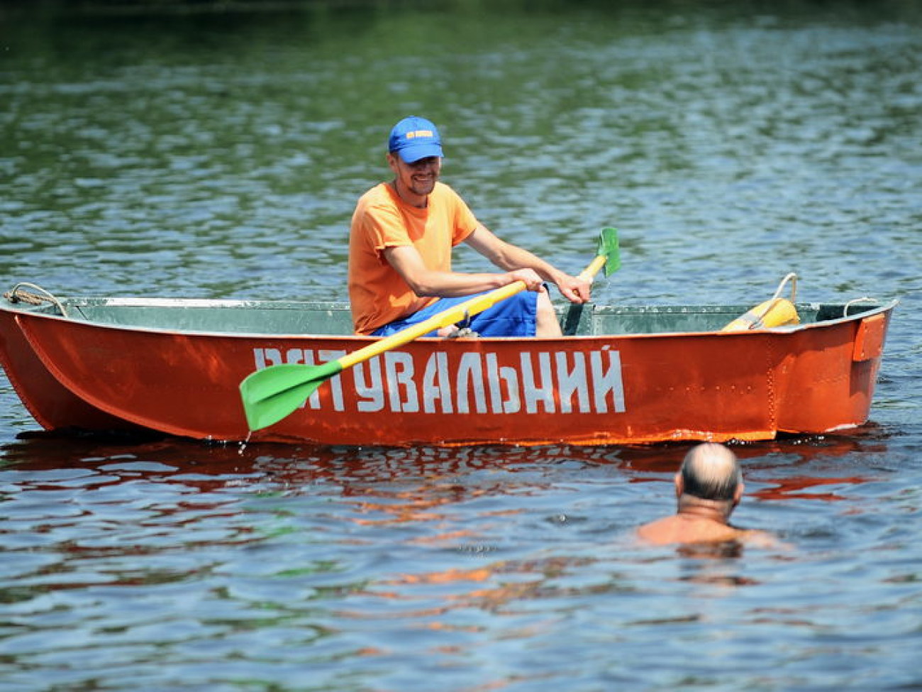 В Киеве разрешено купаться только в &#171;Детском&#187; Гидропарке, 12 июня 2013г.