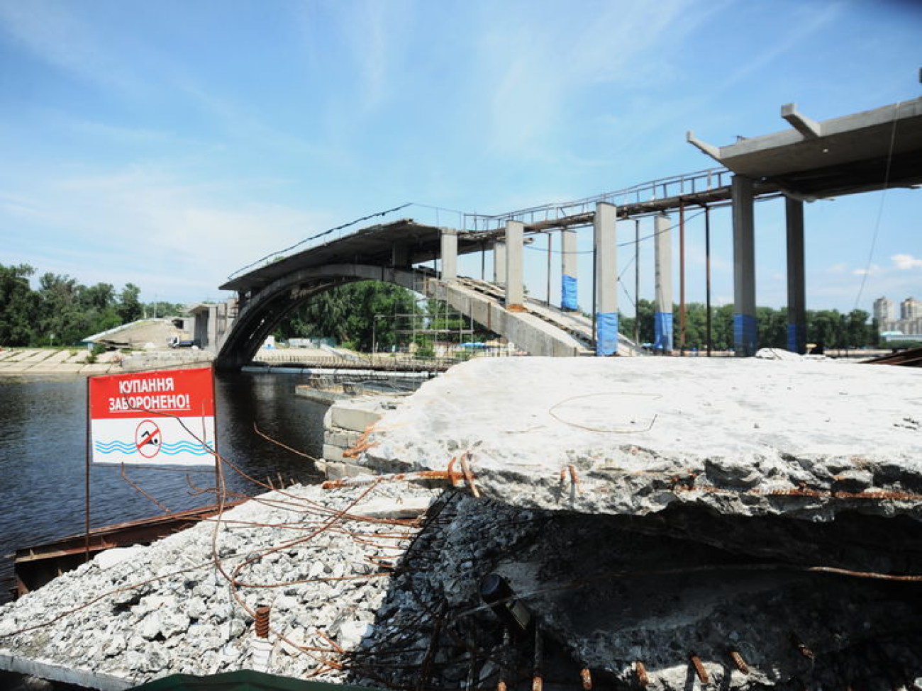 &#171;Киевавтодор&#187; хотел открыть Венецианский мост к пляжному сезону&#8230; может к концу года