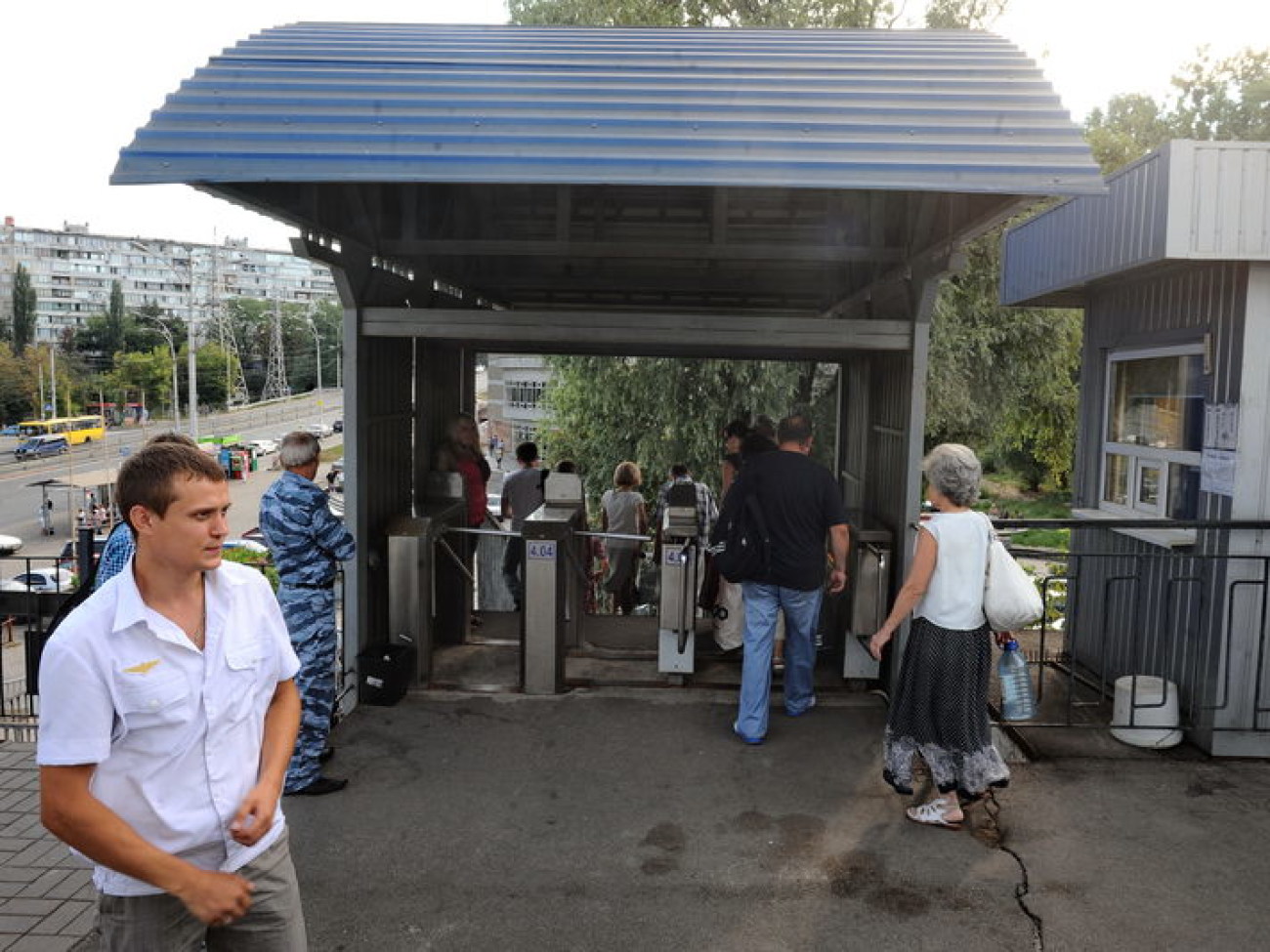 Заместитель Попова ознакомился с городской электричкой, 14 августа 2013г.