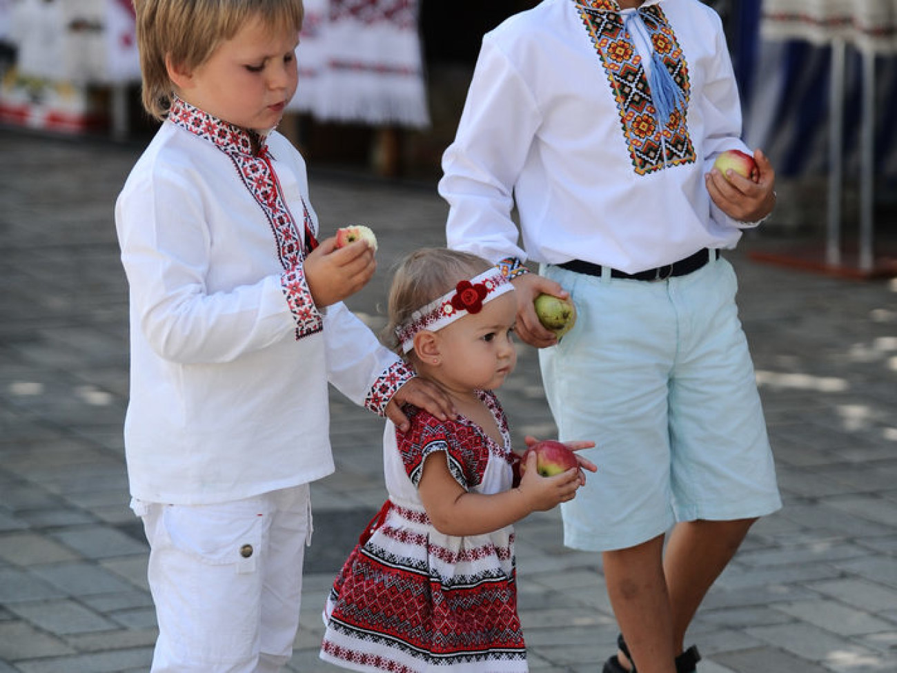 Празднование Яблочного Спаса в Киеве