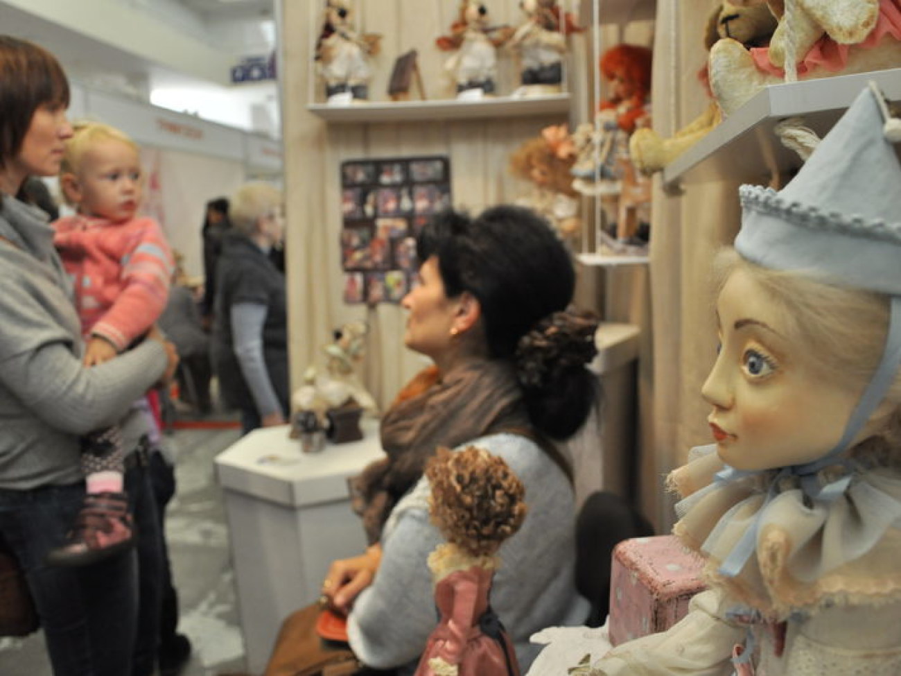В Киеве проходит Международный салон кукол «Модна лялька»