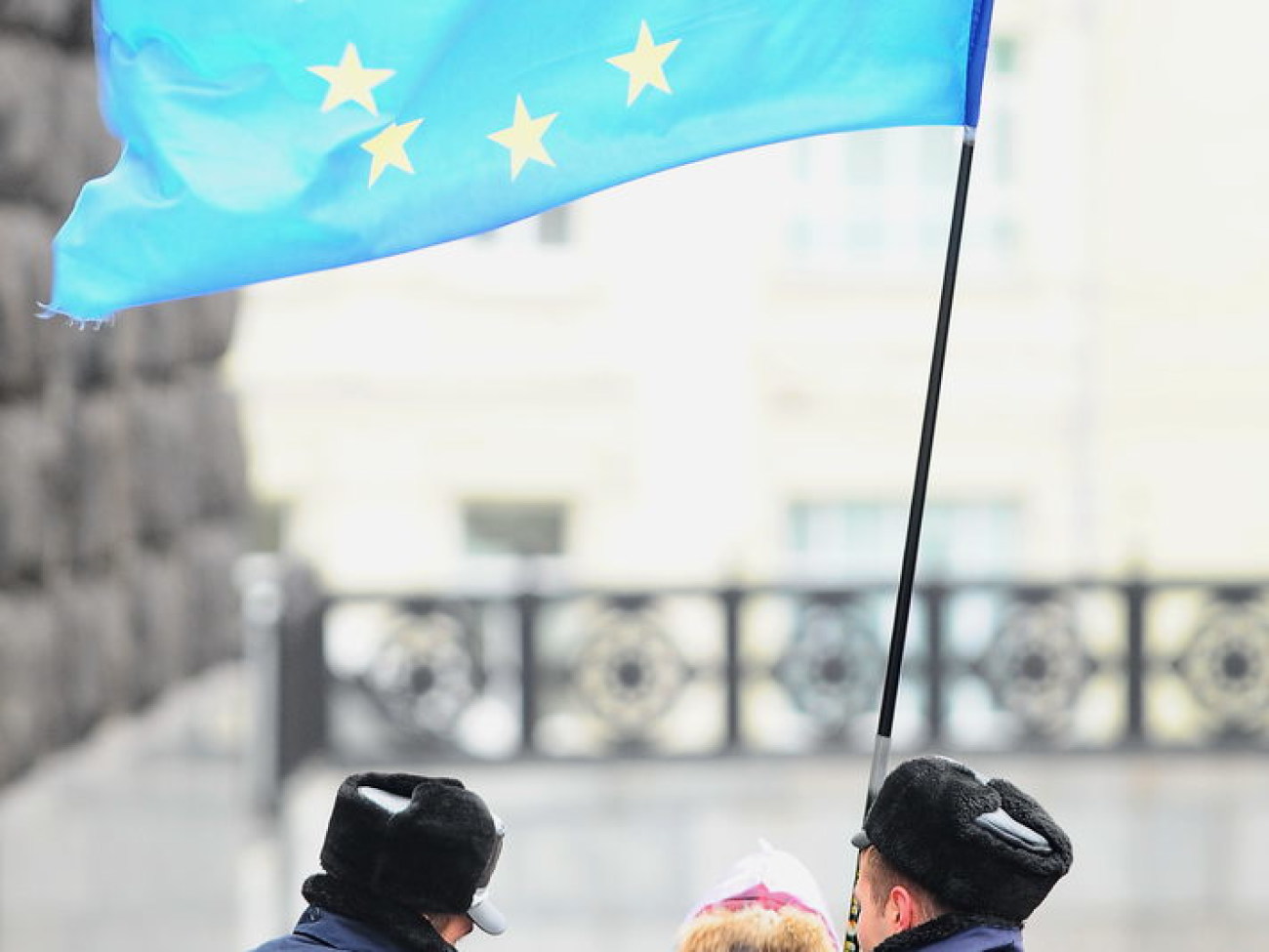 Евромайдан и быт: буржуйки, одеяла и бутерброды с салом, 26 ноября 2013г.