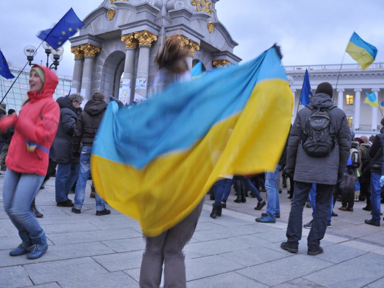 Киевские студенты пошли на евромайдан, 26 ноября 2013г.