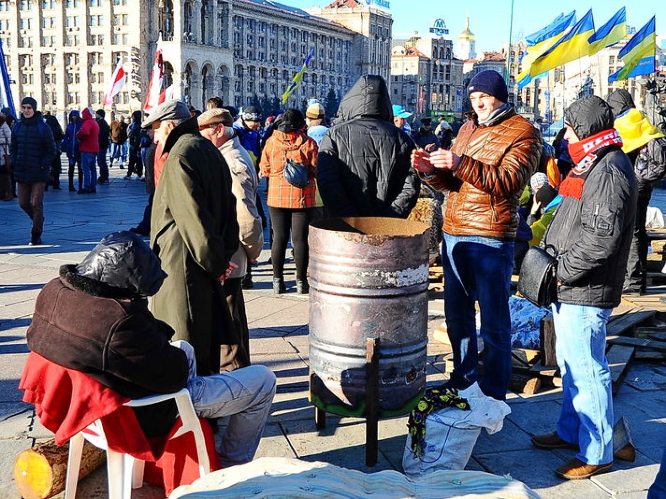 С утра Майдан Незалежности пустеет, 27 ноября 2013г.