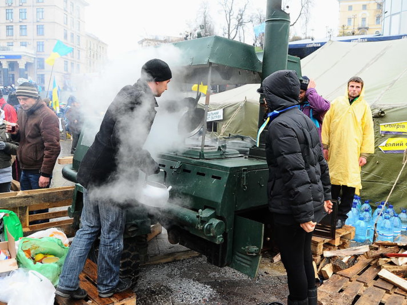 В Киеве два Майдана: сторонников и противников ЕС, 29 ноября 2013г.