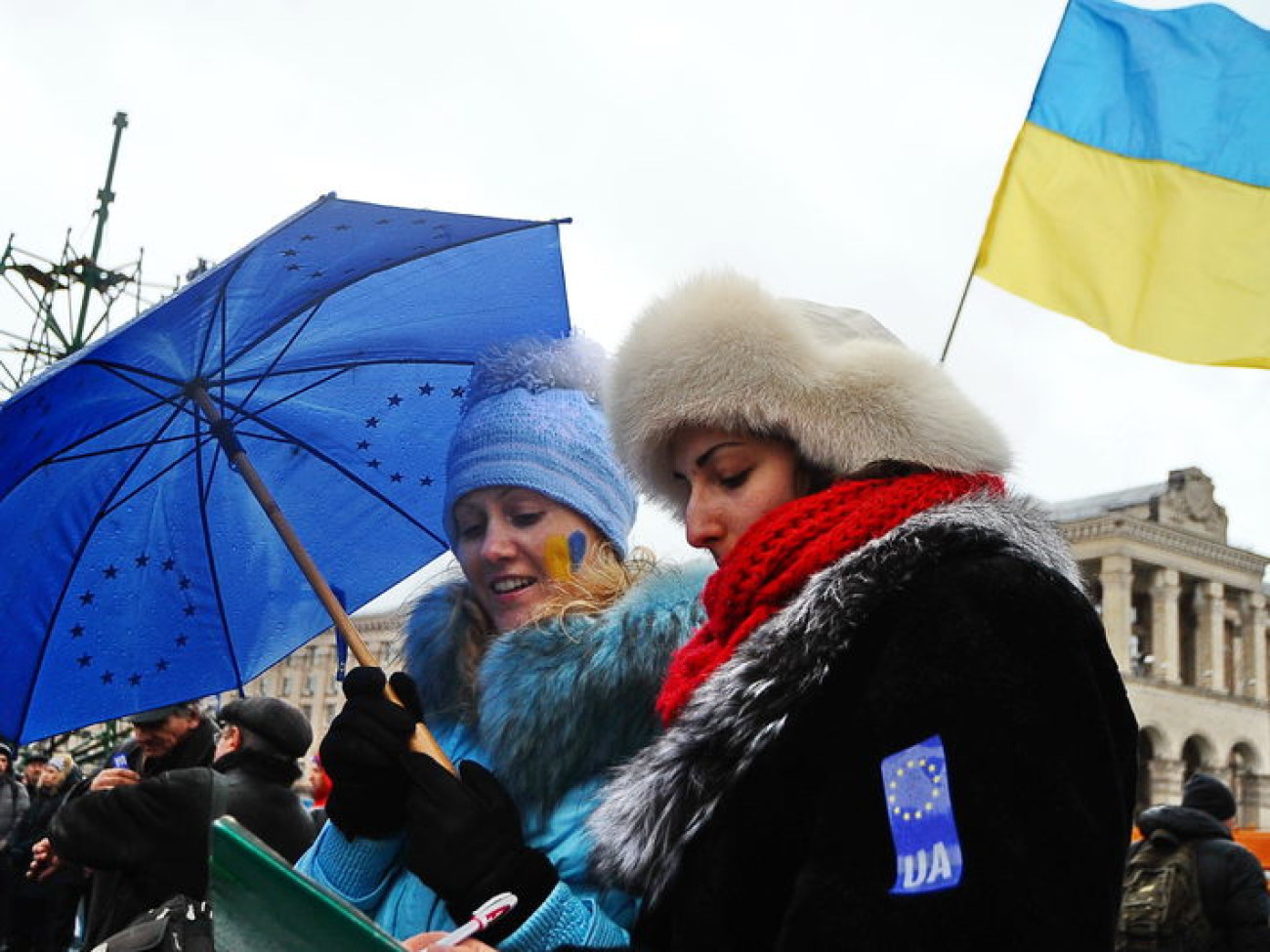 В Киеве два Майдана: сторонников и противников ЕС, 29 ноября 2013г.