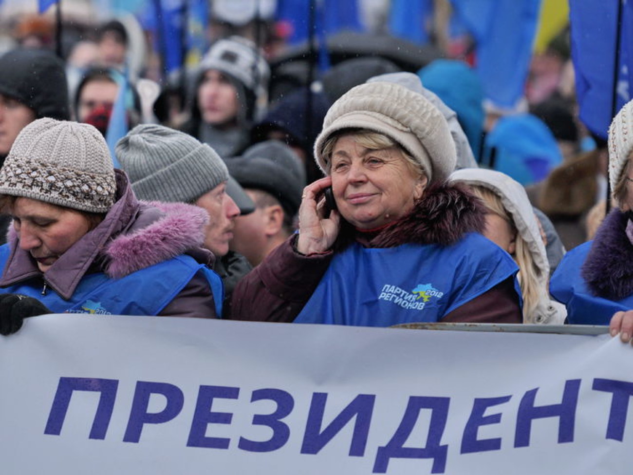 В Киеве два Майдана: сторонников и противников ЕС, 29 ноября 2013г.