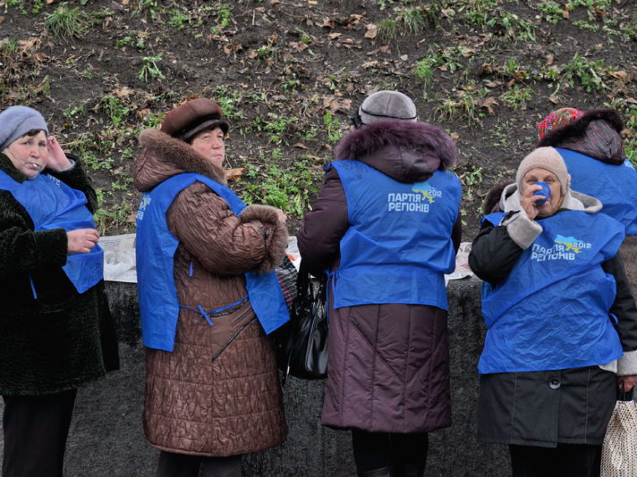 В Киеве два Майдана: сторонников и противников ЕС, 29 ноября 2013г.