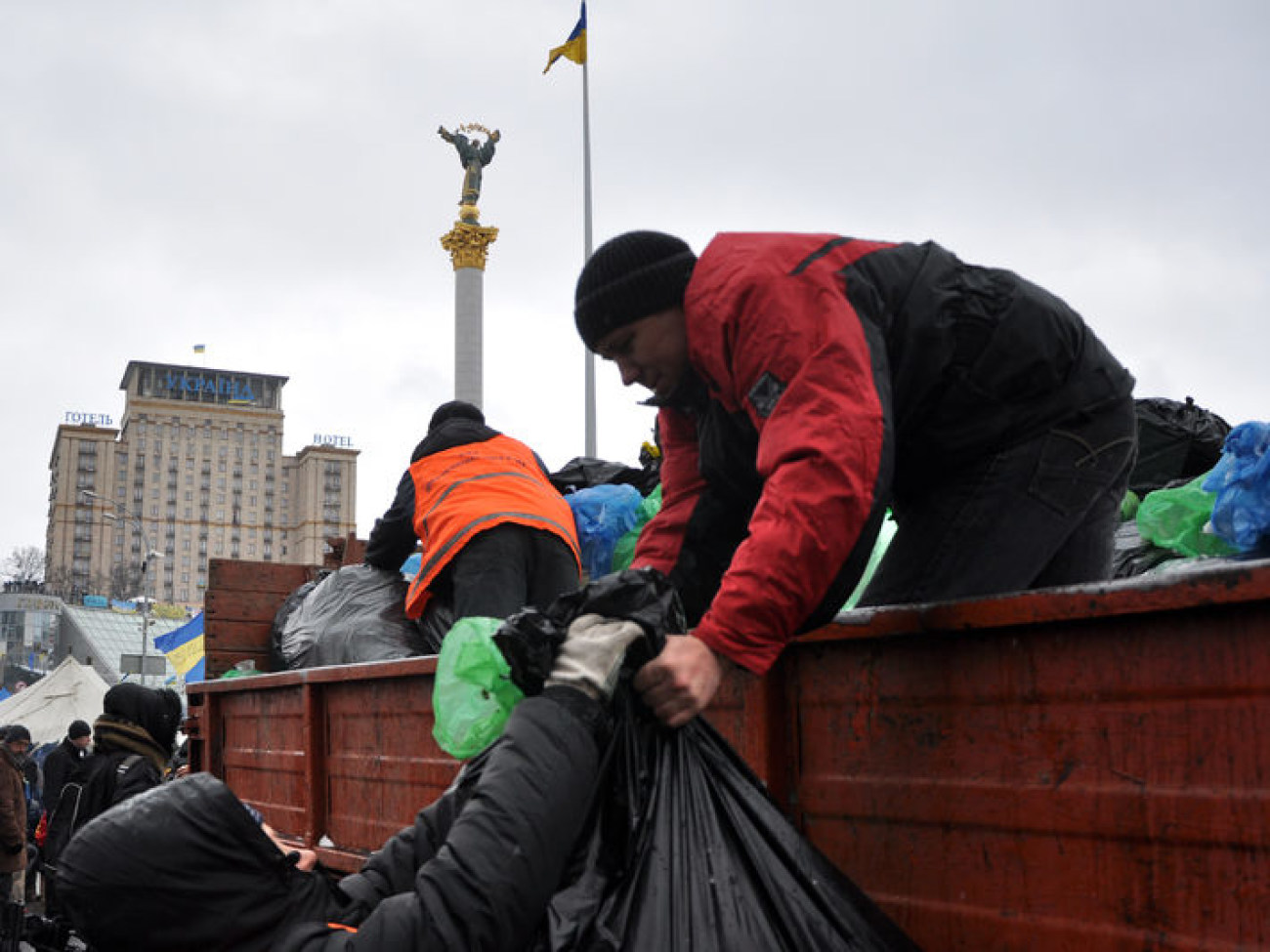 Евромайдан: день 17-й, 7 декабря 2013г.