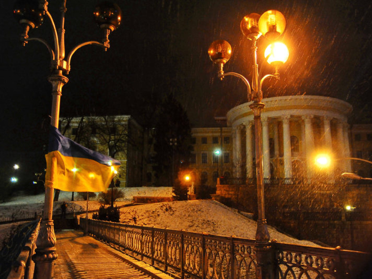 Ночь перед вече прошла спокойно, 8 декабря 2013г.