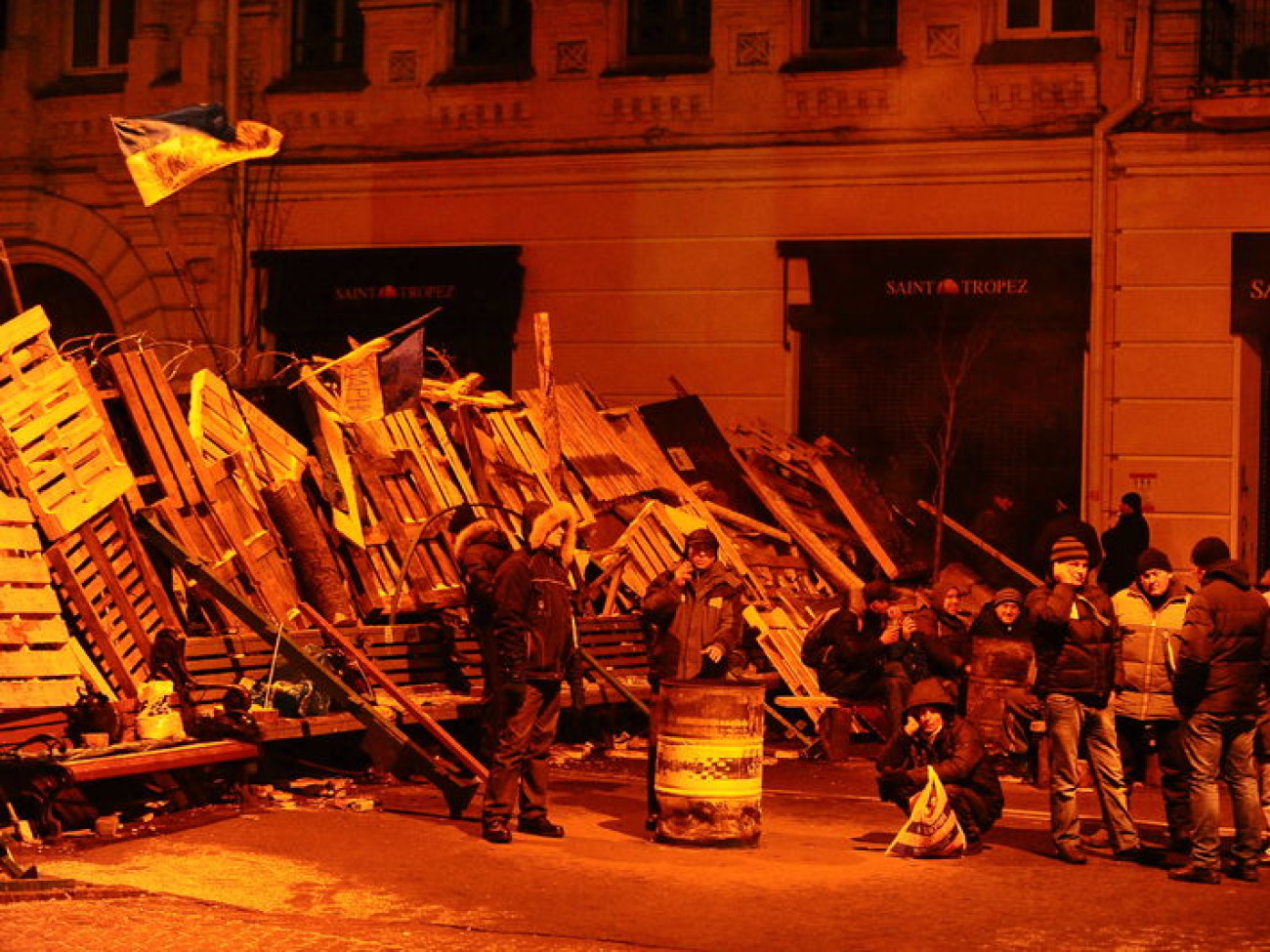 Ночь перед вече прошла спокойно, 8 декабря 2013г.