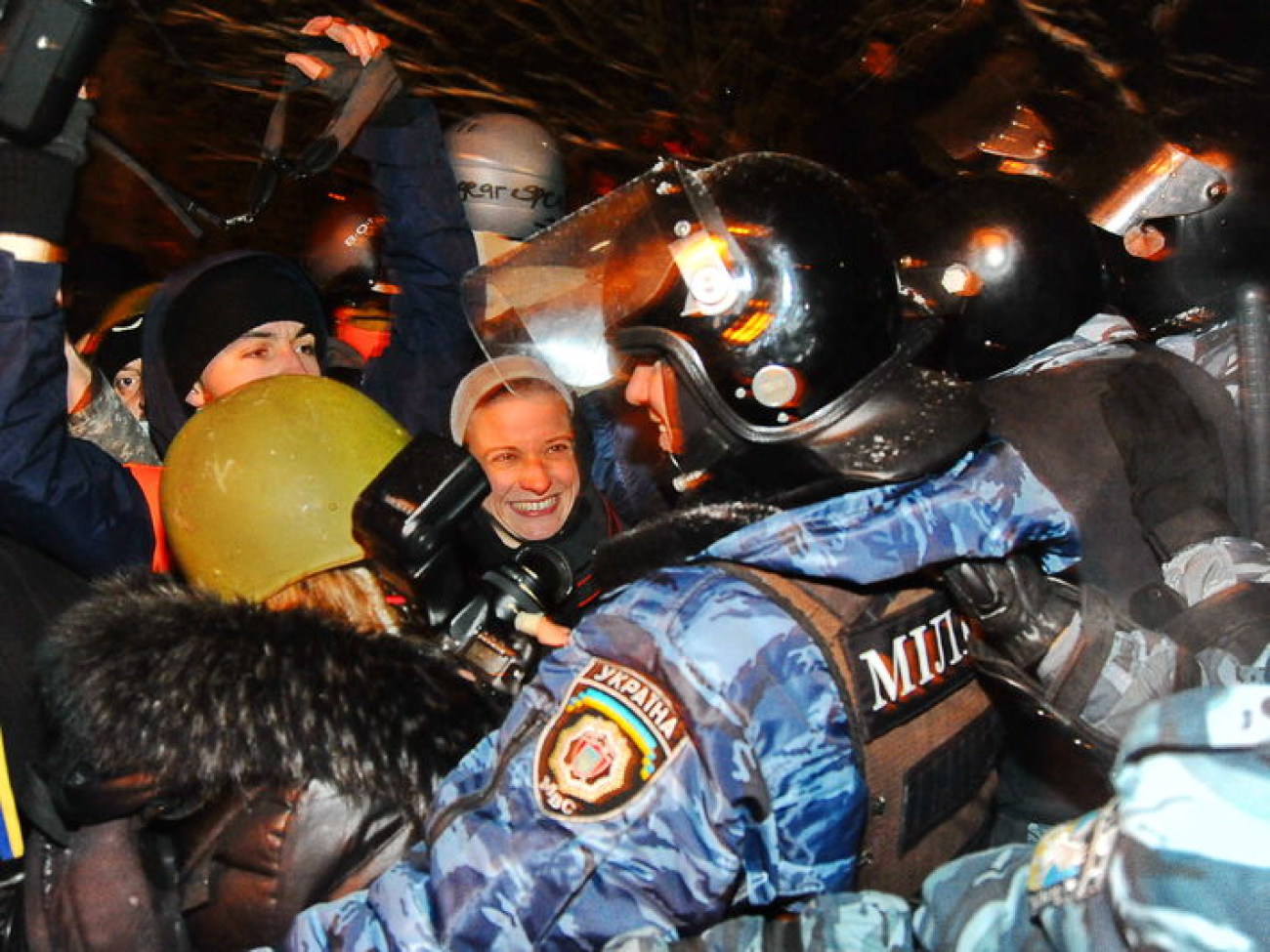 В Киеве зачистили все баррикады кроме Майдана, 10 декабря 2013г.