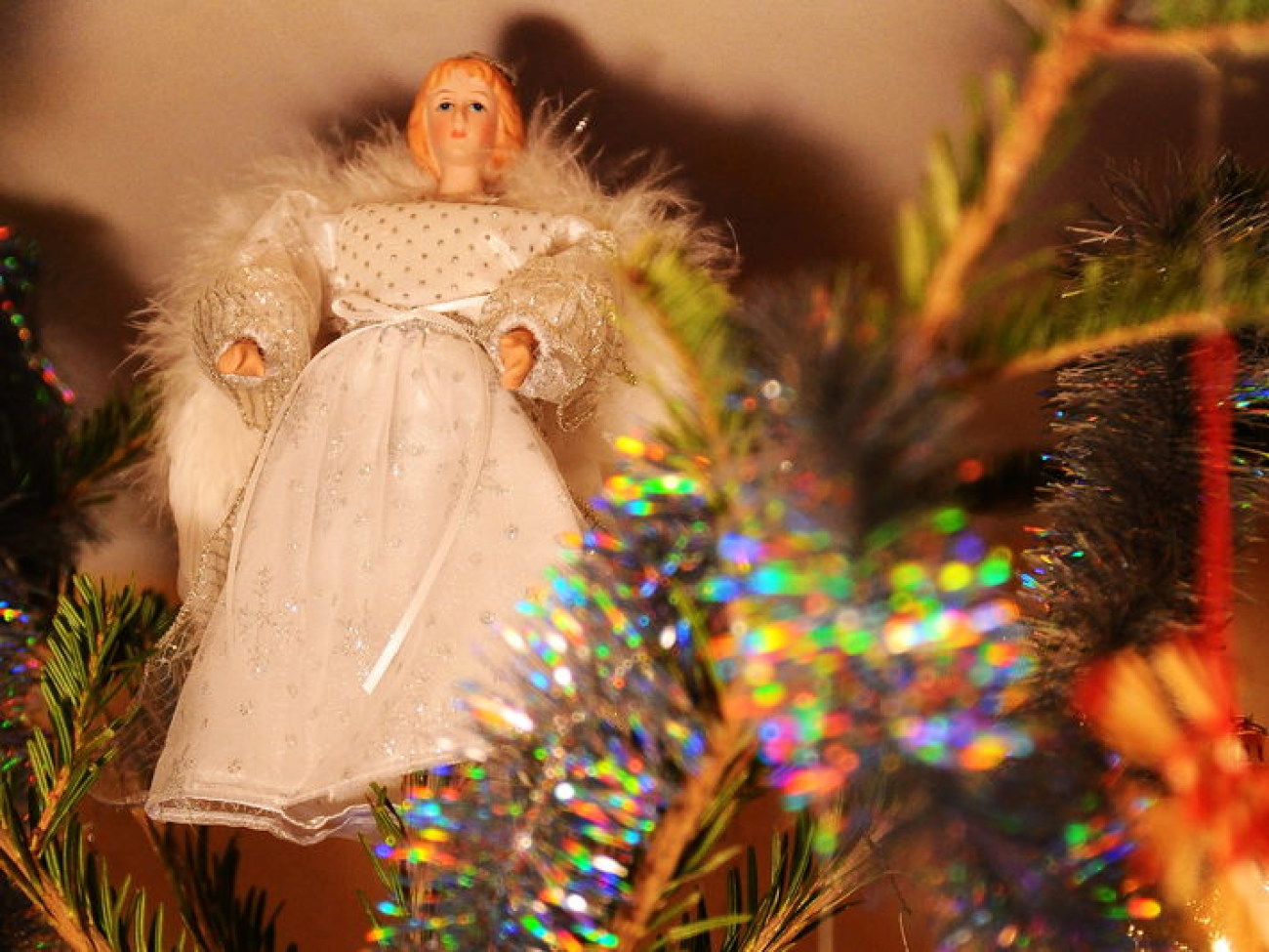 Что одеть новогодней елке&#8230; в моде синее&#8230;