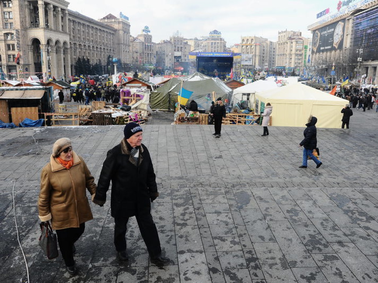 На евромайдане празднуют Маланку, 14 января 2014г.