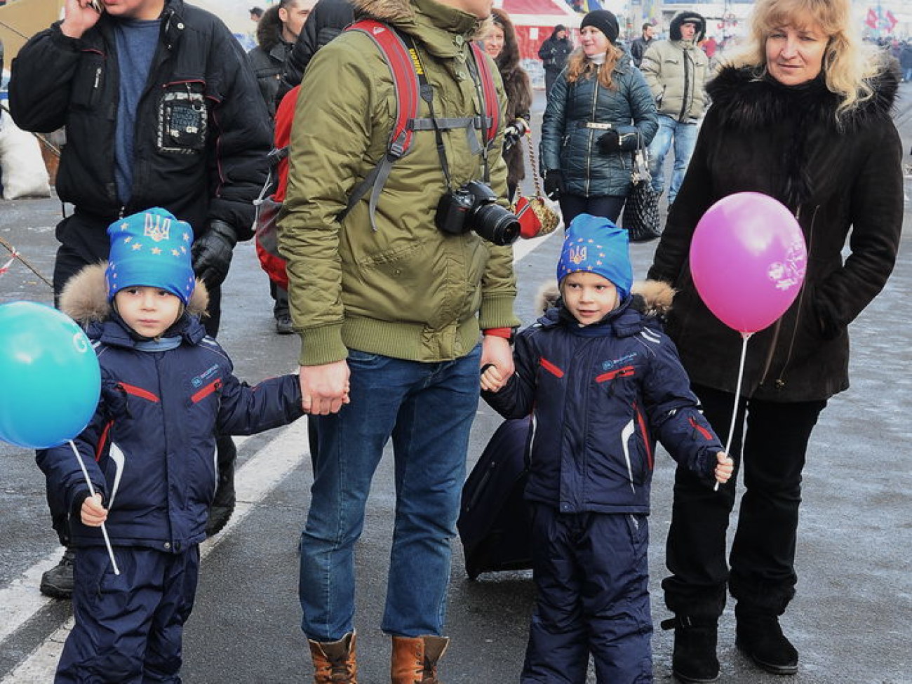 На евромайдане празднуют Маланку, 14 января 2014г.